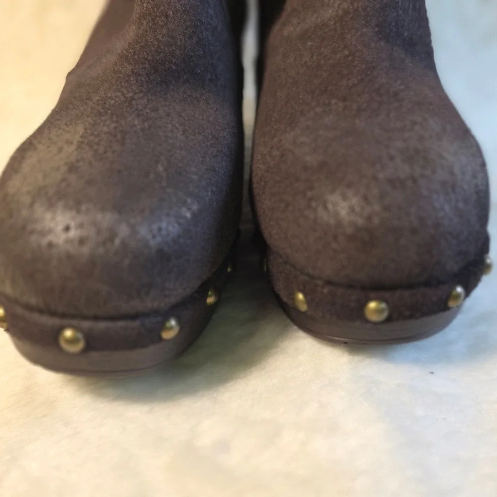 EMU Australia Clog Ankle Boots Brown Suede Shearling Cuff Lined Studded Womens 8